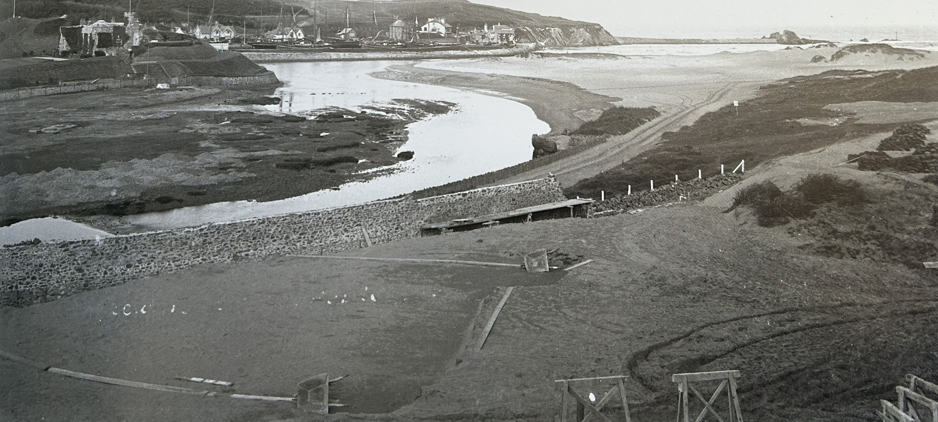 Narrowing beach